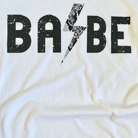 Babe Tee Graphic Tee Large - Picture 3 of 8